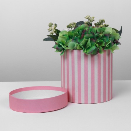 Gift round, packaging, “pink strips”, 15 x 15 cm