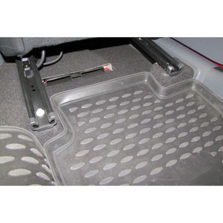 Rugs in the salon Mitsubishi Colt 3D 10/2009-2016, 4 pcs. (polyurethane)-1