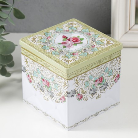 Casket Metal Square "Roses and Ornaments" of the line 9x9x9 cm