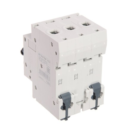 The circuit breaker SE CITY9 SET, C, 32 A, 3P, 4.5 KA, 400 V-2