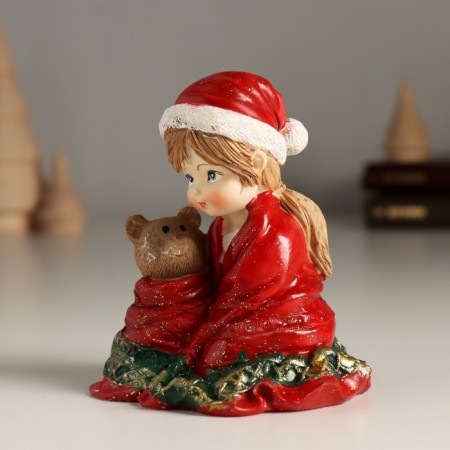 Polystone souvenir "Baby in a red blanket with a teddy bear" 7.5x6x8.5 cm-3