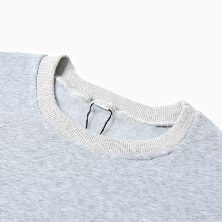 The male sweatshirt was launched, the color is light gray, size 46-5