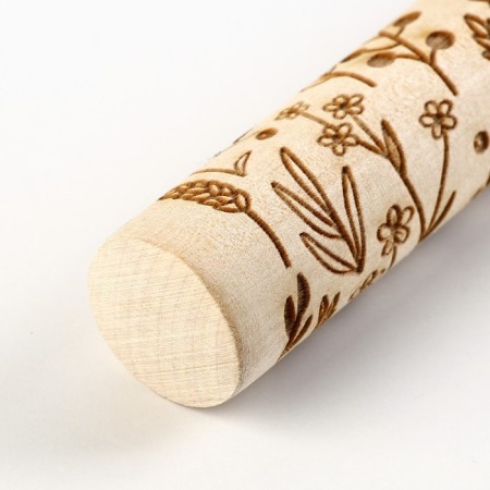 Wooden rocking with patterns "Flower meadow" for baking, 30 cm-4