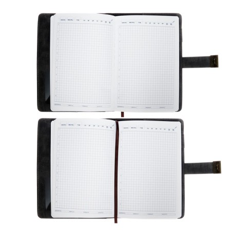 The diary is low, PVC cover, A5 format, 140 sheets in a cage, with a code lock, mix-11