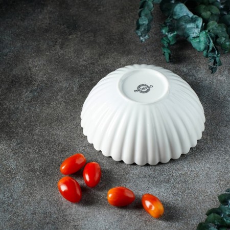 Porcelain salad magistro "Flower", 0.45 l, d = 16 cm, white color-5