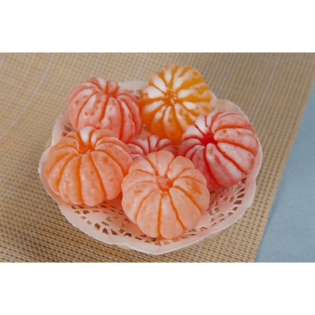 Silicone form "Mandarin Cleaned Small"