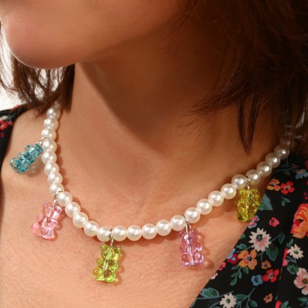 Neckia "Zhelynaya Bear" with beads, winx-6
