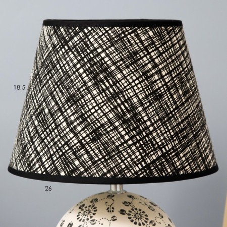 The desktop lamp "Smarizes" E27 40W 25x25x36 cm Risalux-3