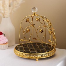 Round dessert stand 