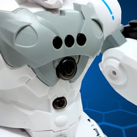 Gardian robot, radio -controlled, gestures, light, sound, with a battery-9