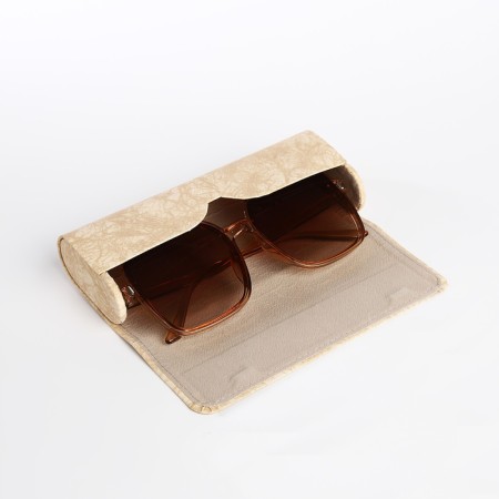 Case case on a cracker, beige color-4