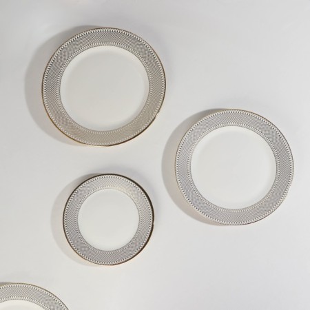 A set of porcelain plates Royal, 3 objects: D = 18/23/25.5 cm, white color-5
