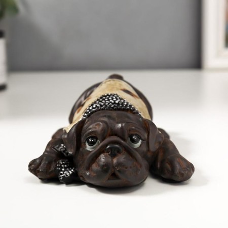 Polystone souvenir "Pug in a T -shirt with a scarf" for bronze 5.5x18x11 cm