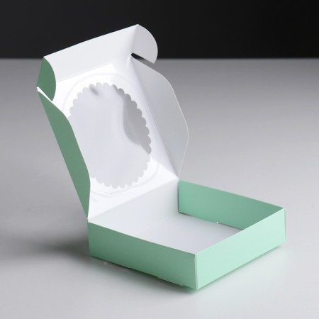 Gift box team with a window, green, 11.5 x 11.5 x 3 cm-1