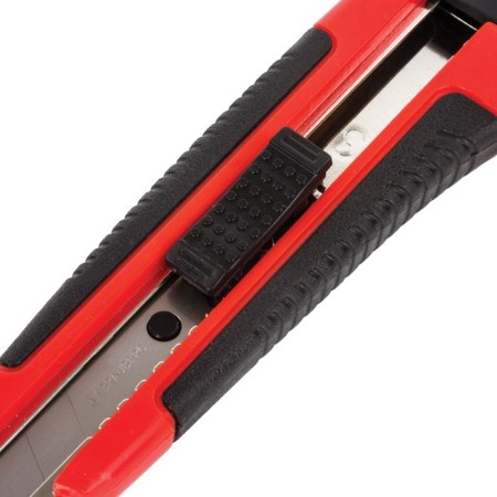 Universal Brauberg Universal knife, plastic case, autofixer, 3 blades, 18 mm-2