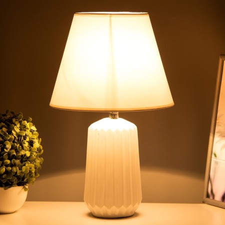 Lesen's table lamp E27 40W white 20x20x40 cm Risalux-2