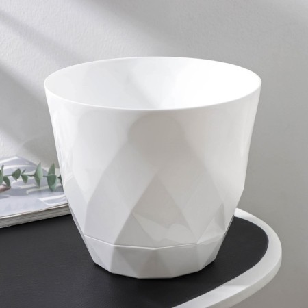 Pot for flowers with a tray laurel, 4.5 l, d = 22 cm, h = 19 cm, white color