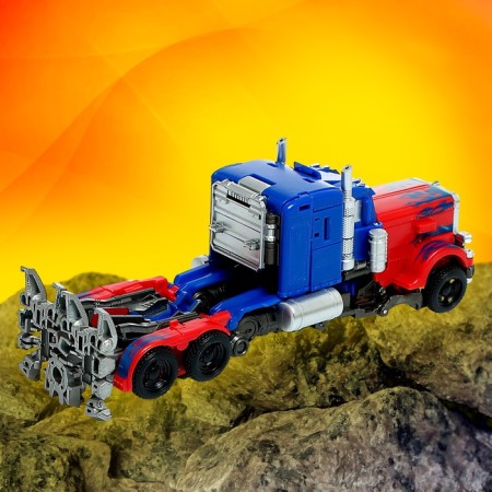 The leader "Leader" is transformed, with metal elements-8