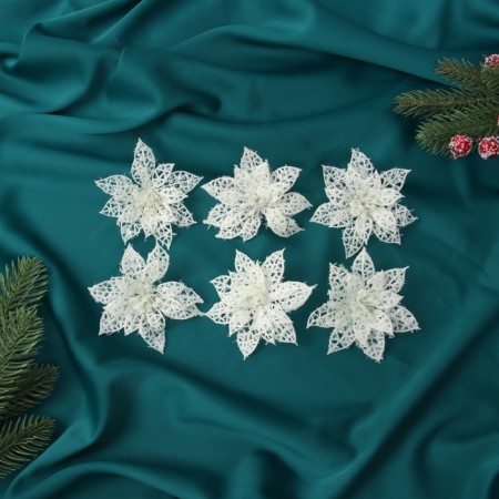 Christmas tree decoration "Flowers snowy" (set 6 pcs) carved, 7.5 cm, white