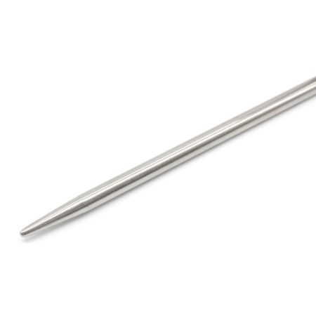 The knitting needles are circular, metal, 80 cm/4.5 mm-2
