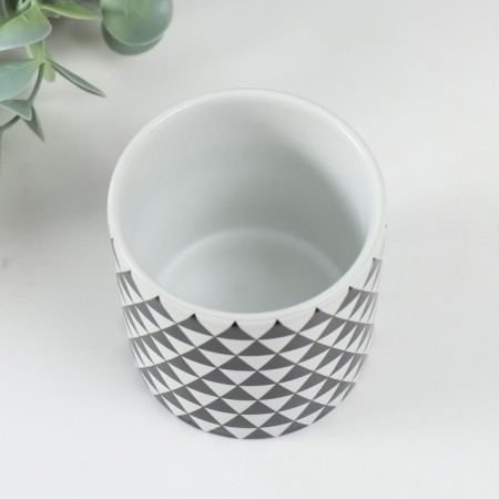 Bank for candles ceramics "Black Triangles" 200 ml 7.3x7.3x7.3 cm-1