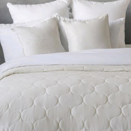 Set "Trust": a cover 230 x 250 cm, pillowcases 45 x 45 cm - 2 pcs, milk-2