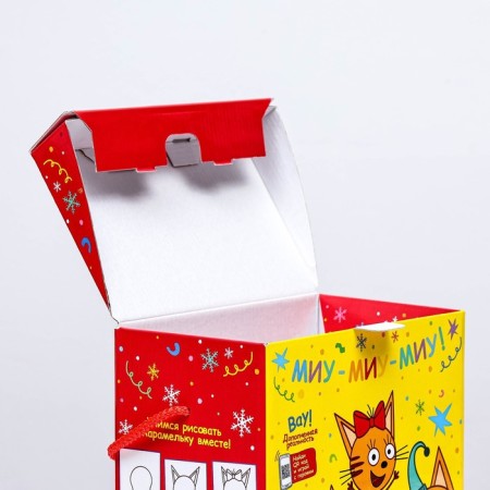 Gift Folding Box "Three Cats" 19.8 x 12 x 24.3 cm-4