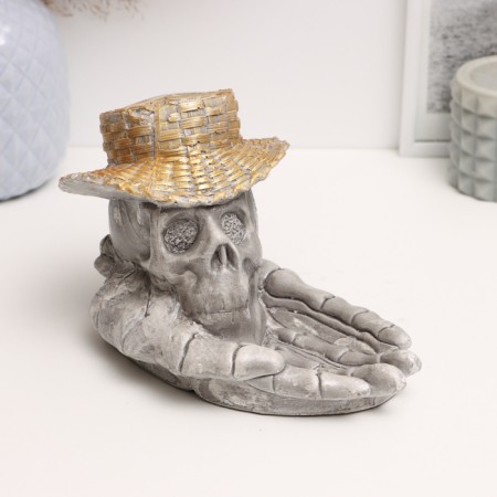 Skull stand "Skull in the palm" Gray, 19x12x12cm