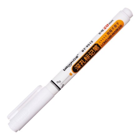 Permanent marker 0.7 mm, with an elongated tip, white