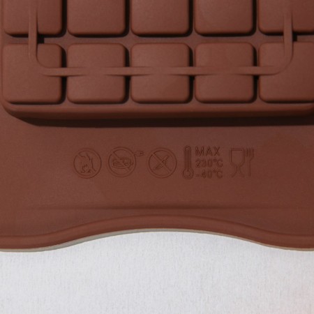 Mini-Dilan's chocolate form, silicone, 22 × 11cm, 3 cells (5 × 7.5 cm), brown color-4