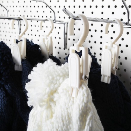 A hook with a clothespin 10.5 × 3 × 3.5 cm, (packing 50 pcs), white color-2