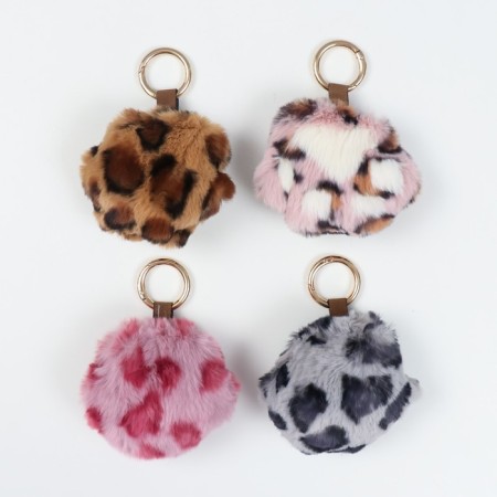 Fluffy on the ring "Paw" MIX 4.5x8x8 cm-1