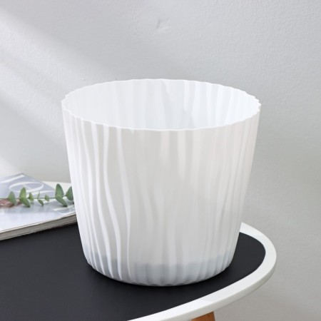 Kashpo for flowers with an insert “wave”, 8 l, d = 25 cm, h = 21.5 cm, white color