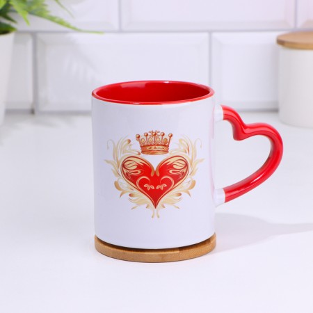 Sublimation mug "Goddess", with a curly handle, the bottom of the red color-2