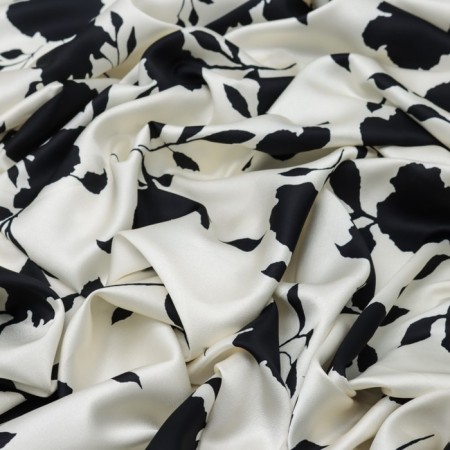 Payer satin fabric, width 150 cm, color is light cream