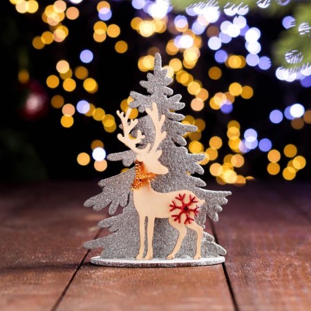 Souvenir "Christmas tree with a deer", plywood, glitter, mix