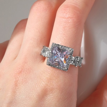 Ring "Jewelry" Square in rhinestones, white color in silver, dimensionless-3