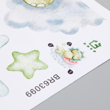 Interior color sticker color "Baby-triceratopus on the cloud" 30x60 cm-1
