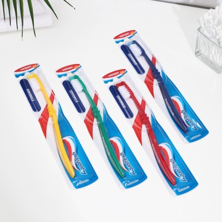 Aquafresh standatd toothbrush, average stiffness-2
