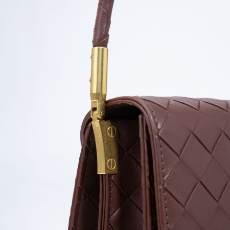 Bag-mixer on the valve, the color is dark brown-5