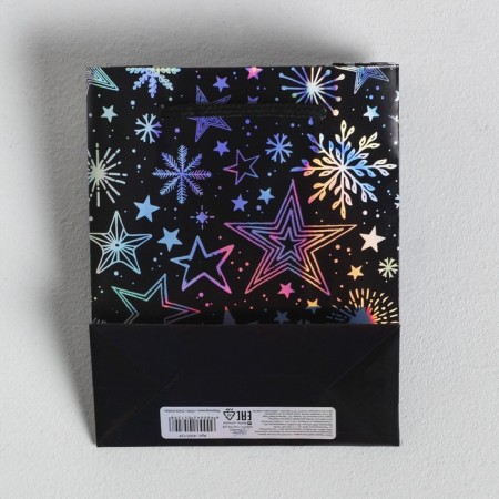 The holographic vertical package “Magic New Year”, S 12 x 15 x 5.5 cm, New Year-4