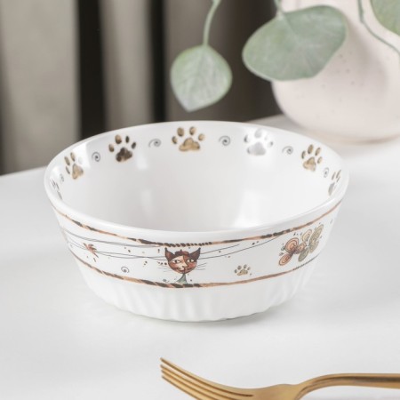 Porcelain Salenik "Aristocrats cats", 450 ml, d = 14 cm, white color