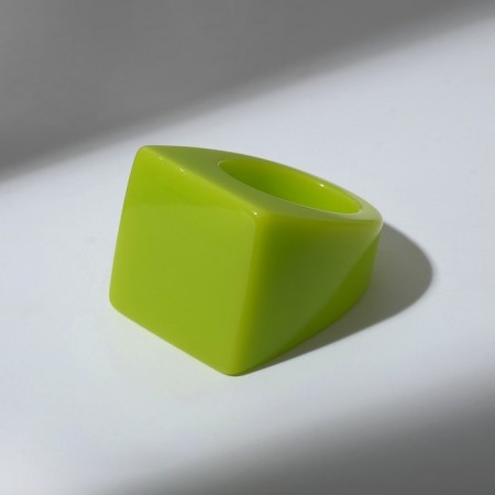Ring Plastic "Square", light color, 17 size-3