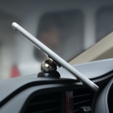 Magnetic phone holder, panel