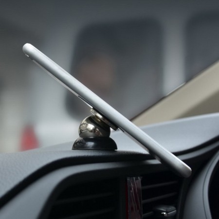 Magnetic phone holder, panel