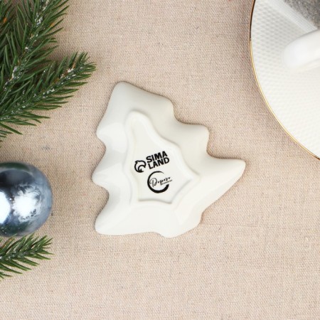 New Year. Ceramic stand for a tea bag “Believe in Dream”, 8.7 x 8.5 cm, red color-1