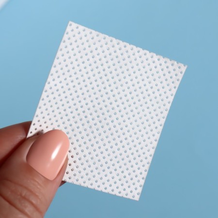 Napkins for manicure, bottomless, with perforation, 250 pcs, 5 × 5 cm-2