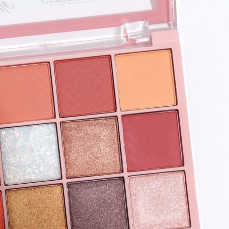 Palette of shadows for the eyelids, 16 colors-4