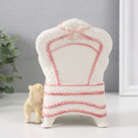 Musical souvenir "kittens in an armchair" 14x13x10.5 cm-1