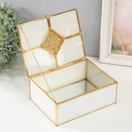Casket glass, leatherette with a metal frame "East pattern" White 14.6x18.6x7 cm-2